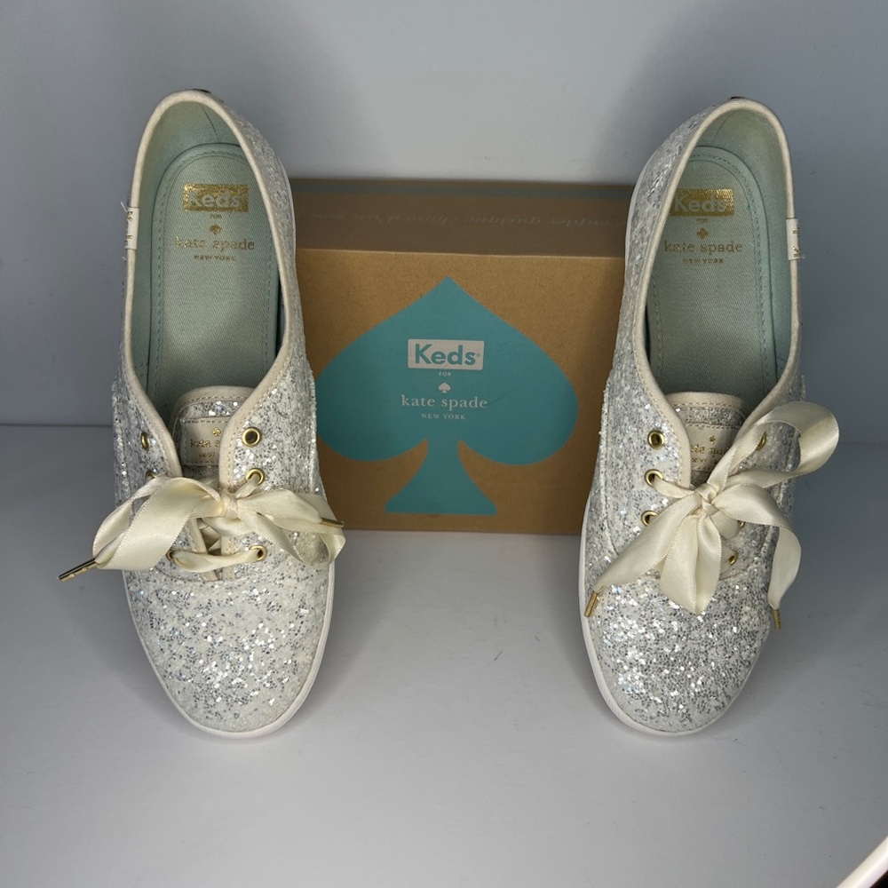 Kate Spade Keds Glitter 8.5 with box White sparkle sequins